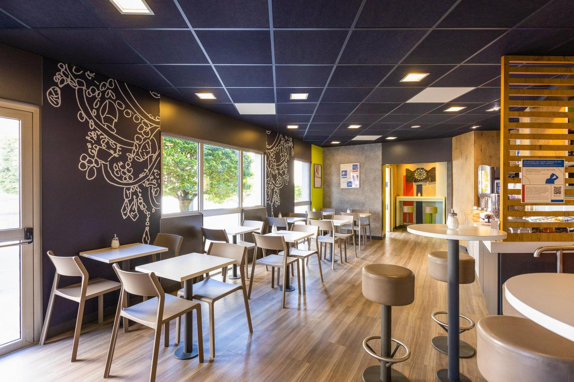 Ibis Budget Centre Hotel 2*
