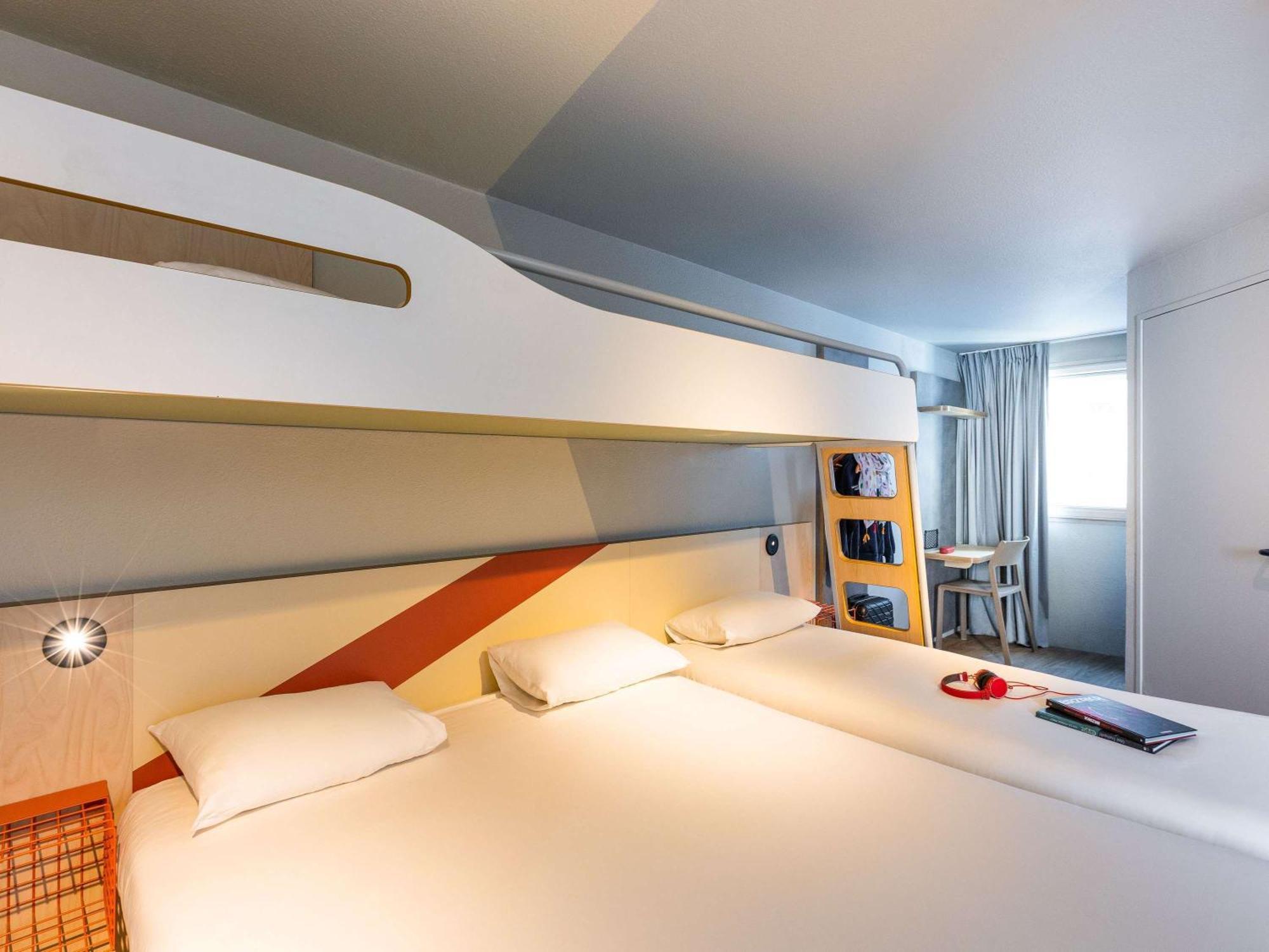 Ibis Budget Centre Hotel 2*